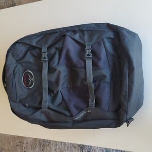 Osprey Farpoint 40 travel backpack Volcanic Grey. Great condition. carry-on pack